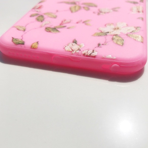 NEW iPhone 6+/6s+ Pink Floral Heart Soft Case - Picture 3 of 4